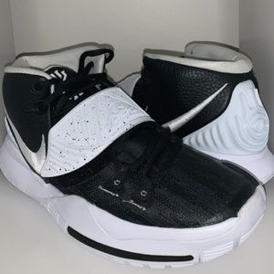NIKE KYRIE 6 (TEAM) BASKETBALL SHOES